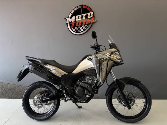 HONDA XRE 300 SAHARA ADVENTURE HONDA XRE 300 SAHARA ADVENTURE